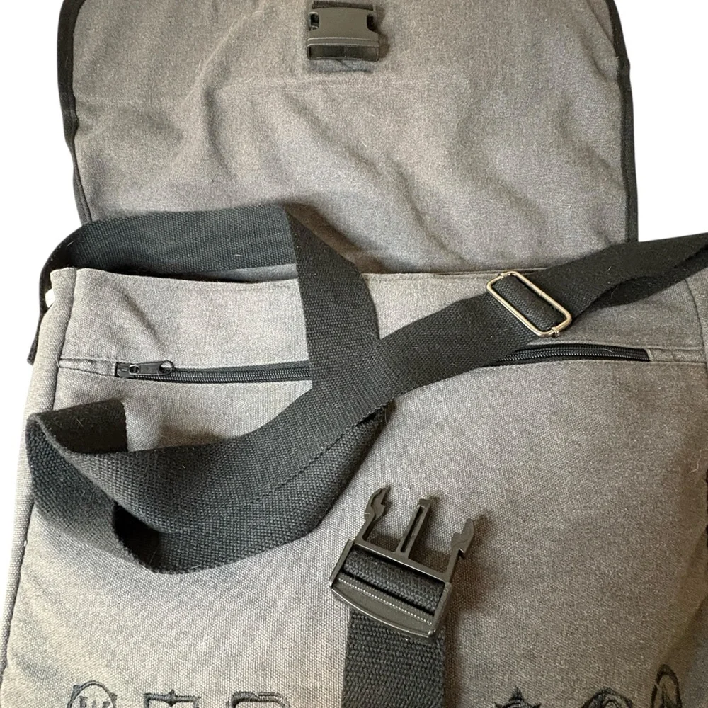 Official Blizzard Con Messenger Bag Gray with canvas shoulder or crossbody strap